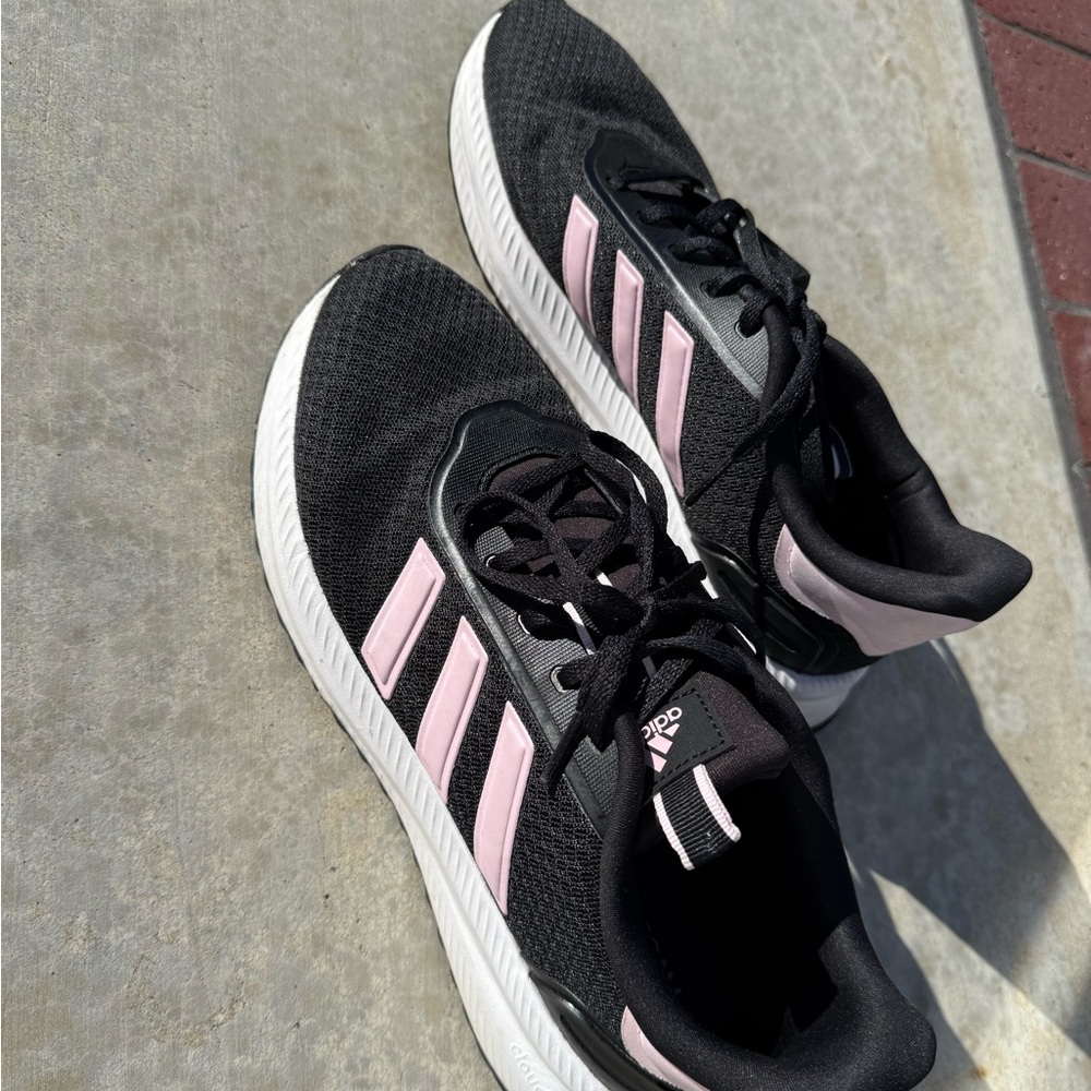 Adidas Black and Pink Sneakers Lightweight Mesh Size 10 Cloudfoam comfort